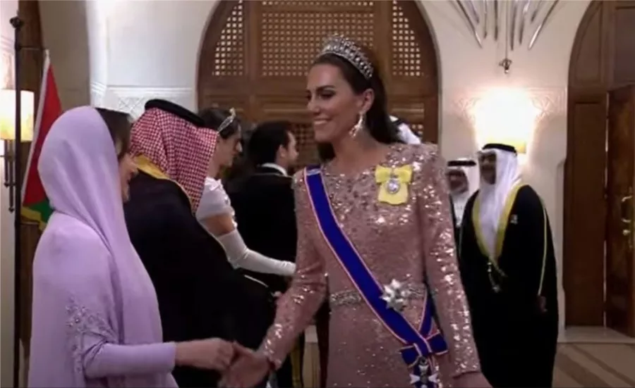 How Kate Middleton Stole the Show at the Jordan Royal Wedding | Joli Girls